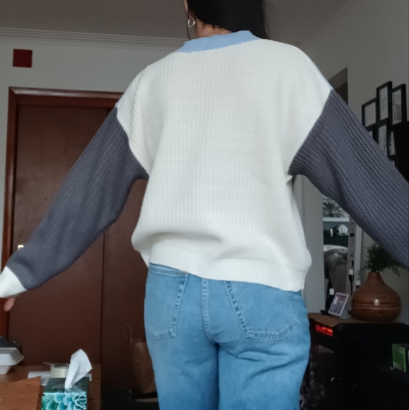 ⛔️SOLD⛔️🆕️NWT Buffalo by David Bitton Tricolor Knit Sweater - Picture 9 of 16